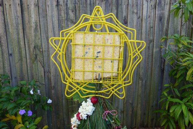 Tomato Cage Christmas Tree 2