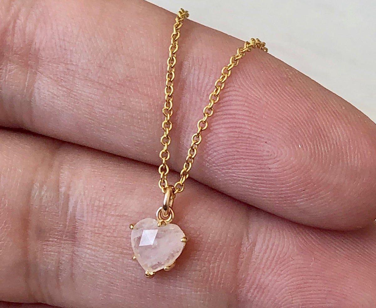 rose quartz heart pendant