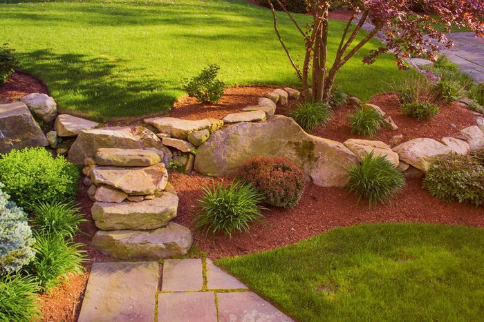 05 Landscaper Wont Tell You Red Mulch