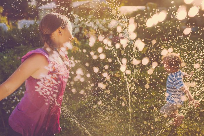 17 Landscaper Wont Tell You Kids Playing