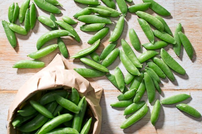 Tmbstk Sugarsnappeas 2017 B10 31 20b how to grow peas